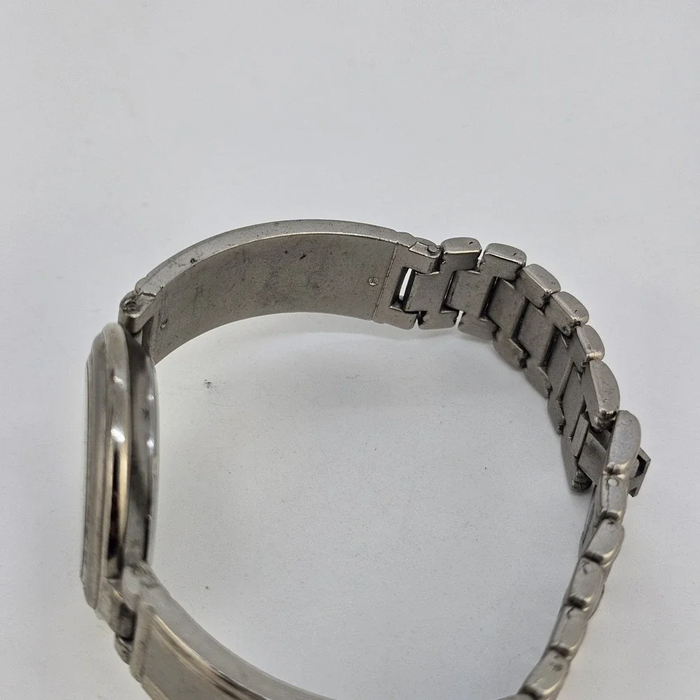 32MM Women's Watch Gray Dial Gray Bracelet Band 7